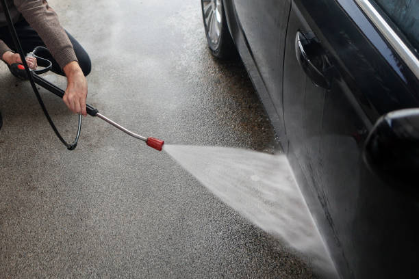Why Choose Our Certified Pressure Washing Experts for Your Project Needs in Hunters Creek, FL?